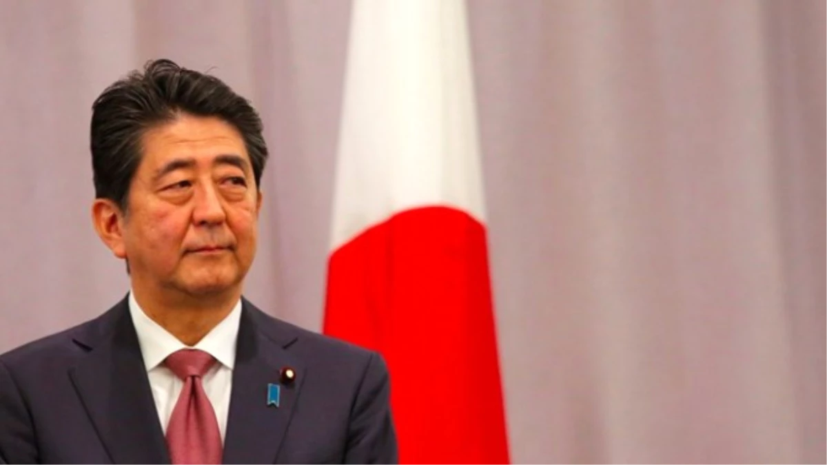 Japonya Başbakanı\'na "Siyasi Ayrıcalık" Suçlaması