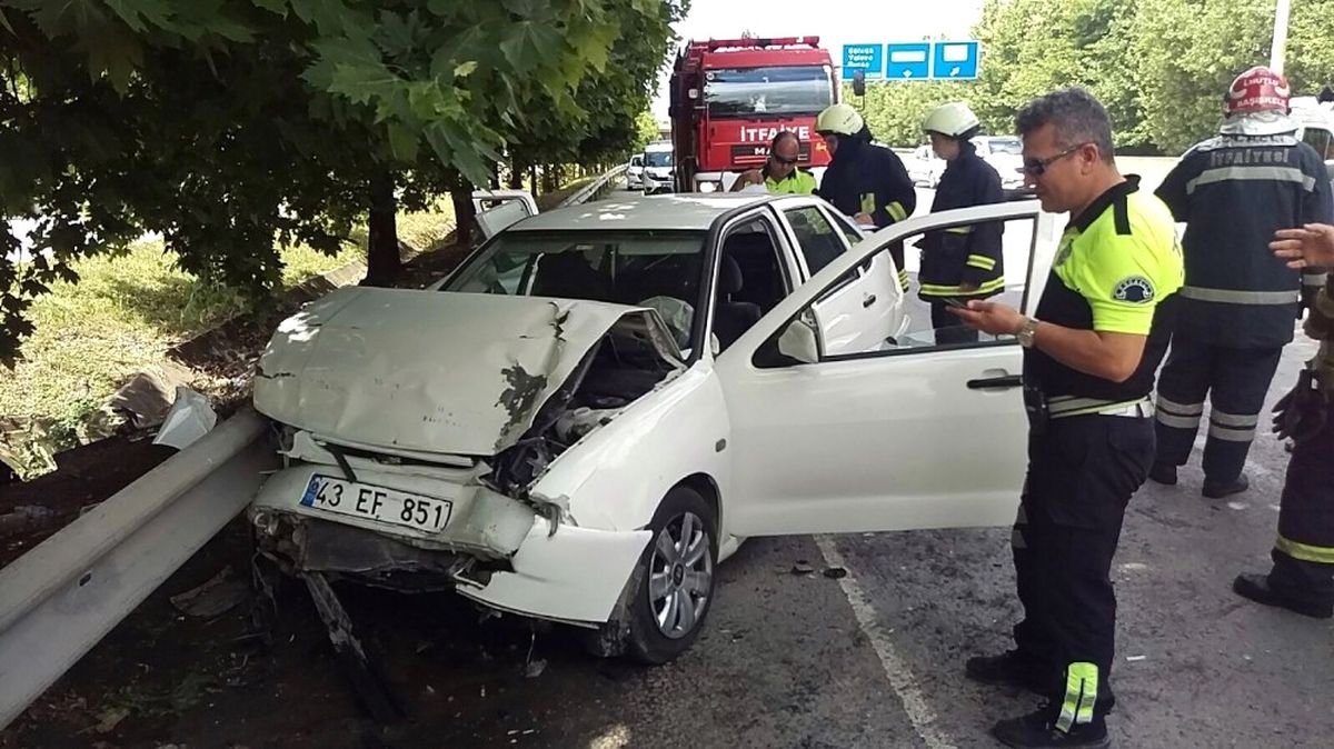 Kocaeli\'de Trafik Kazası: 1 Ölü