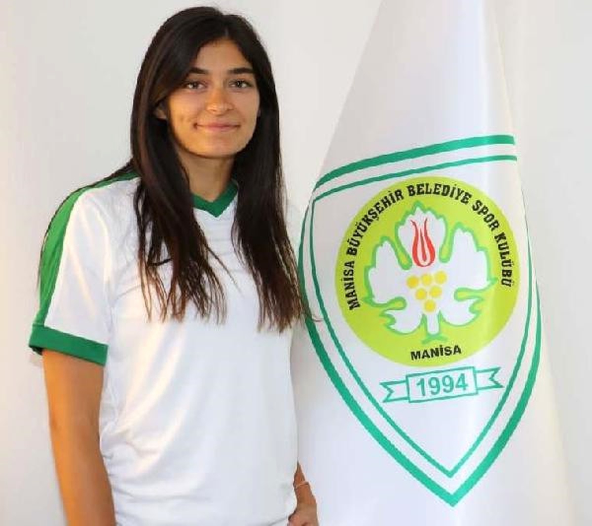 Manisa Büyükşehir Belediyespor Filesinde Seden Uzattı