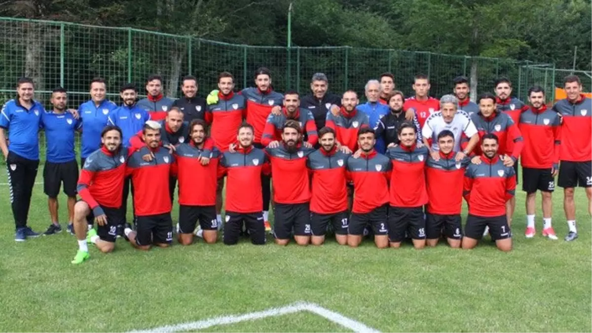 Manisaspor\'un Kartepe Kampı Başladı