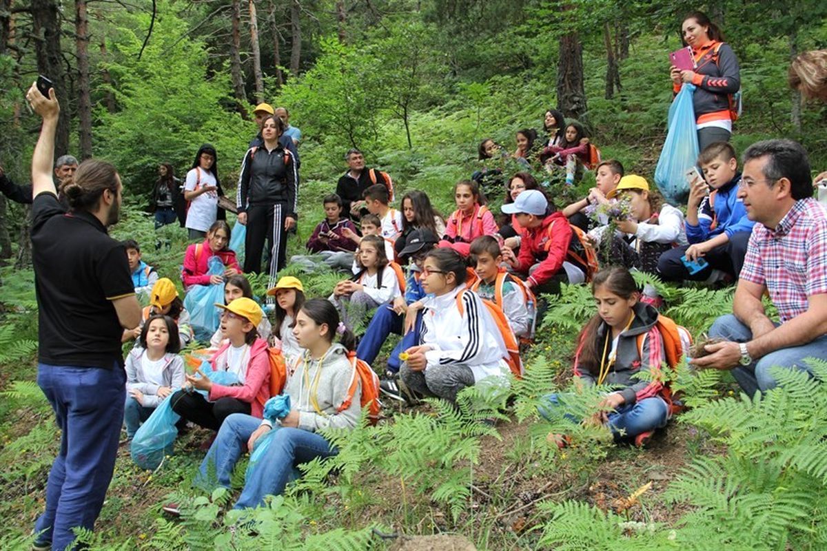 Üniversiteden 130 Çocuğa Doğa ve Bilim Eğitimi