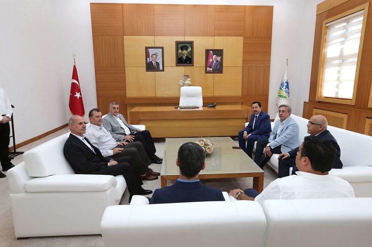 Vali Balkanlıoğlu\'ndan Başkan Toçoğlu\'na Ziyaret