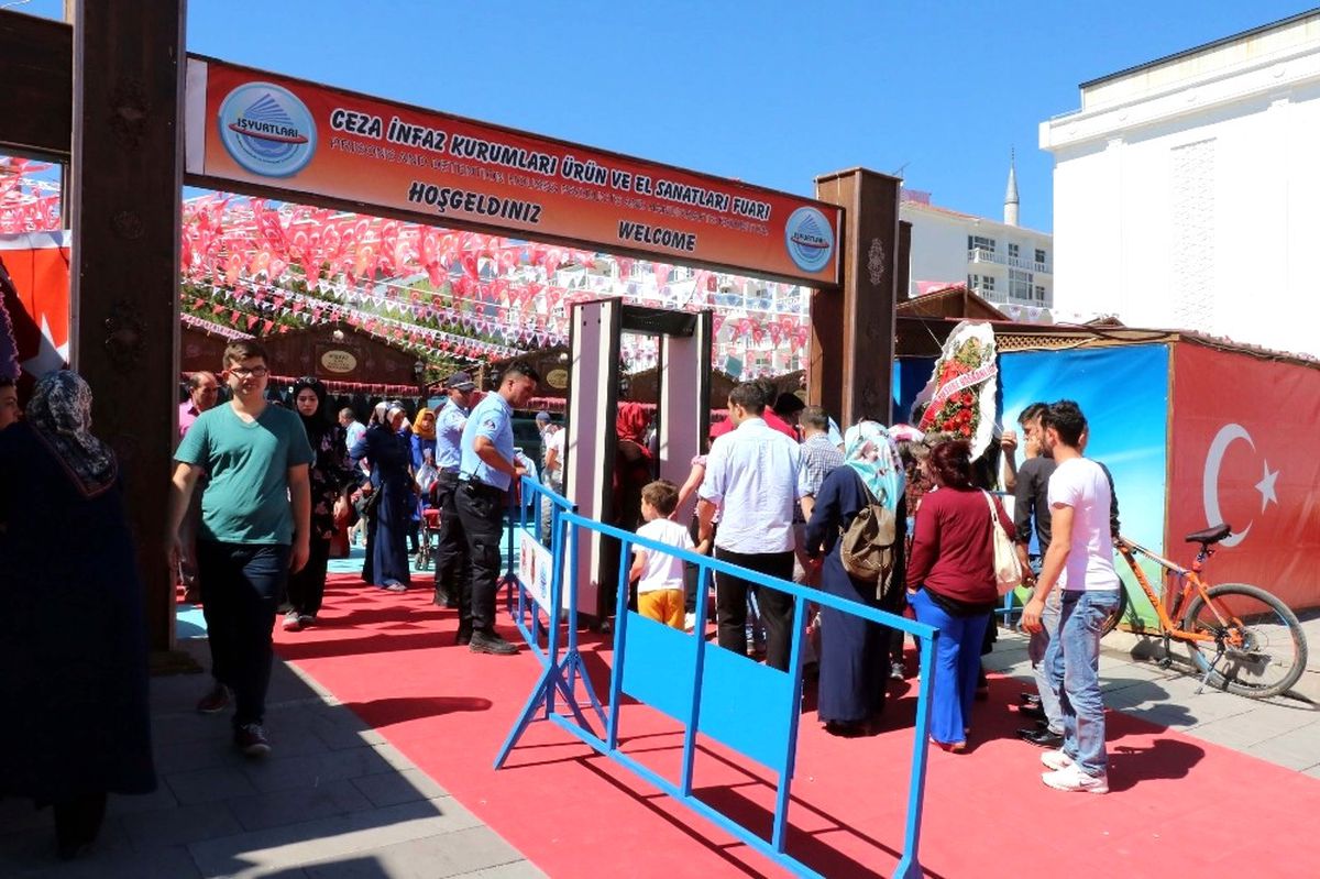 Yozgat\'ta Mahkumlar Sergi Açtı