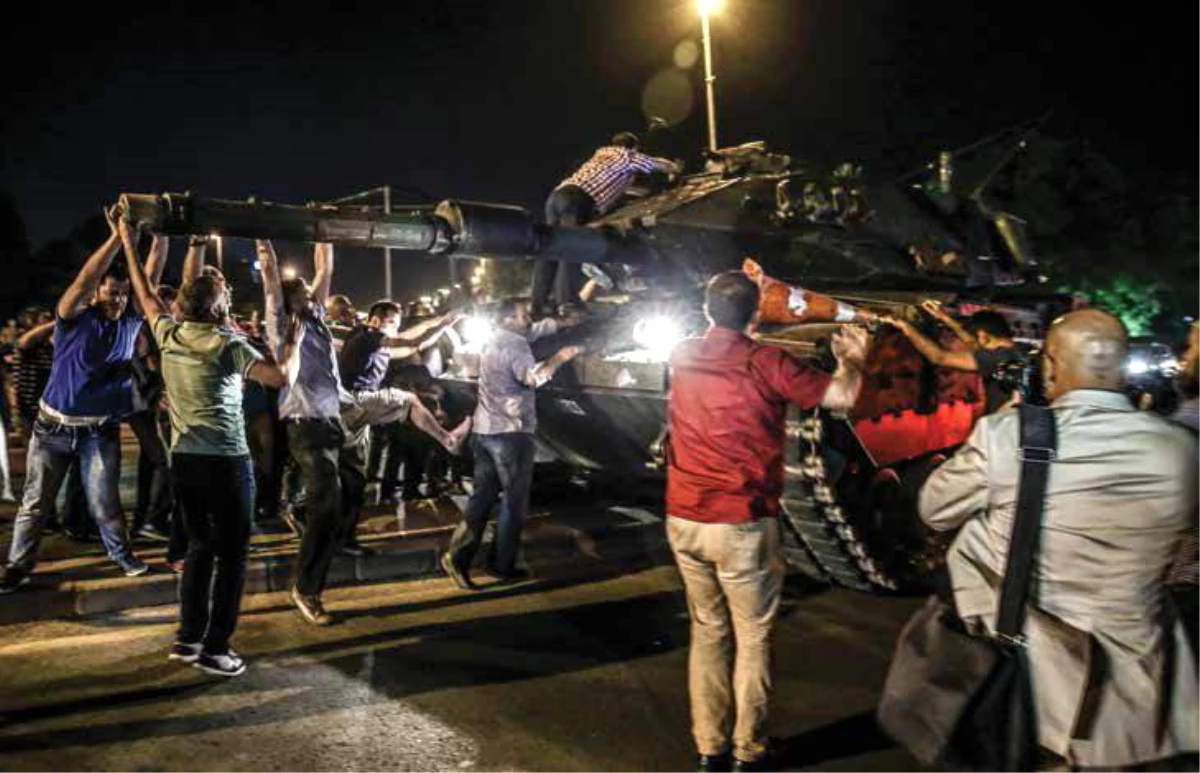 15 Temmuz Gecesinin Dha Kamerasına Yansıyan En Çarpıcı Anları