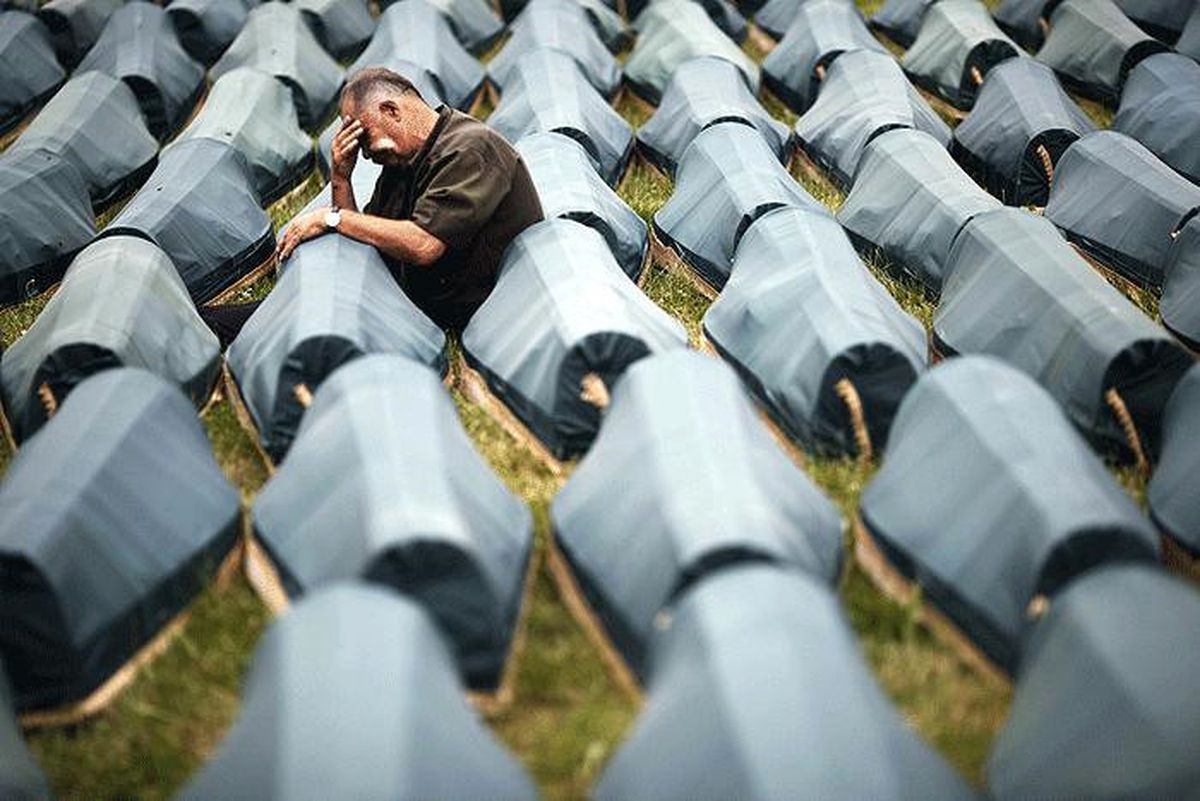Avrupa\'nın Ayıbı Srebrenitsa 22.Yılında Srebrenitsa Soykırımı