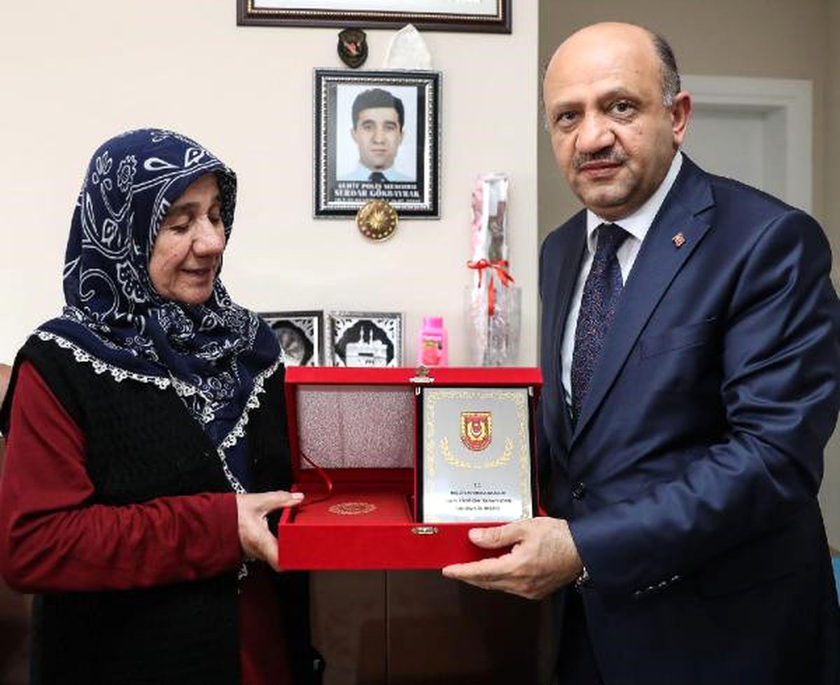 Bakan Işık: İhanet Ne Kadar Büyükse, İhaneti Önleyen Kahramanlıkta Bir O Kadar Büyük (3)