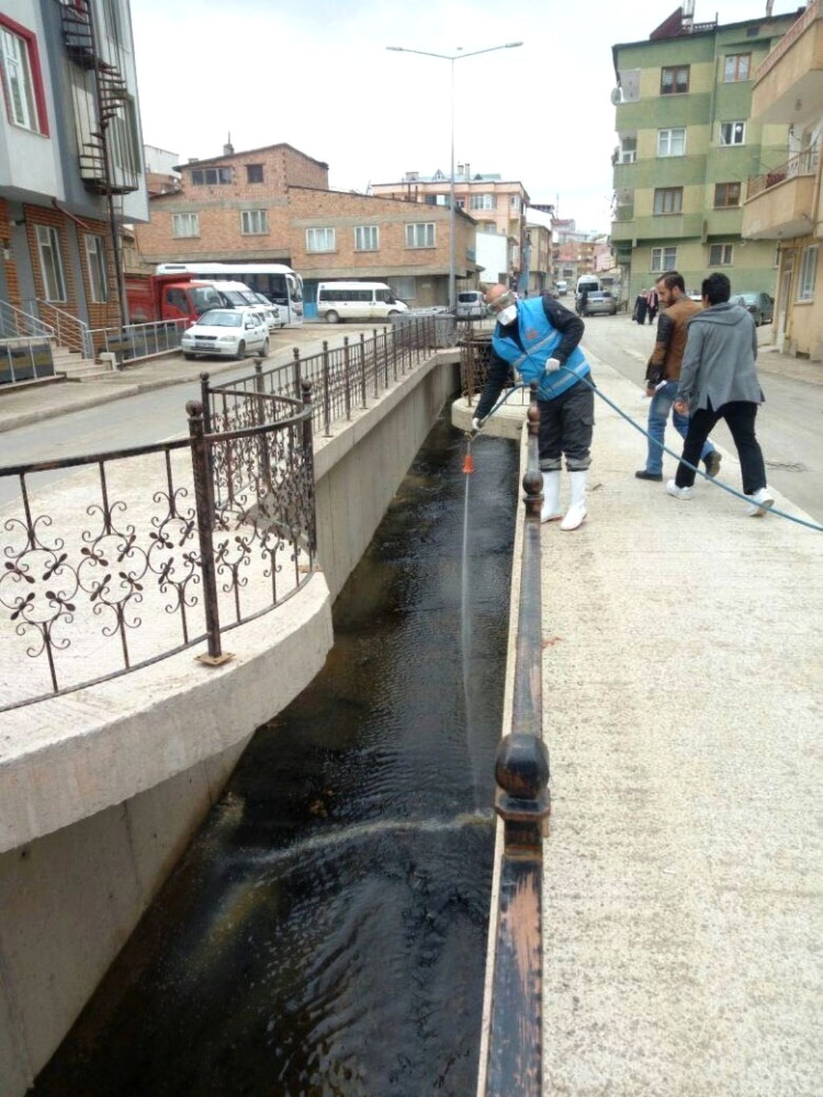 Bayburt Belediyesi\'nden İlaçlama Mesaisi