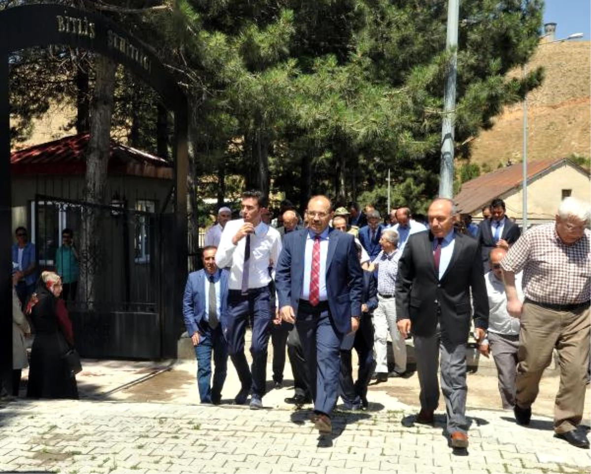 Bitlis\'te 15 Temmuz Şehitleri Anıldı