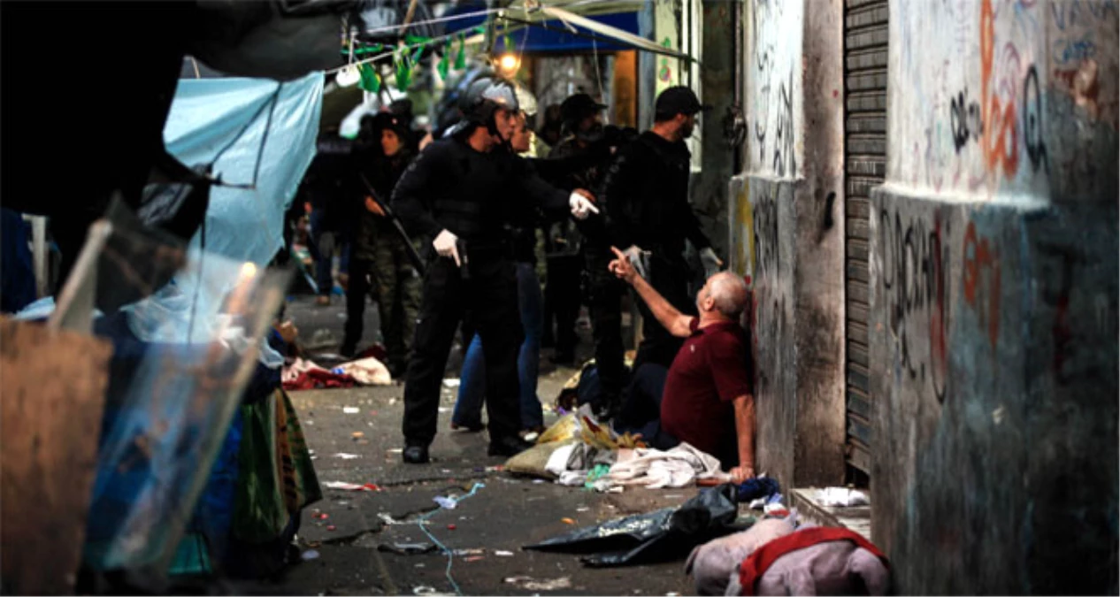 Brezilya\'da 10 Kişinin Öldüğü Operasyona Katılan 13 Polise Tutuklama