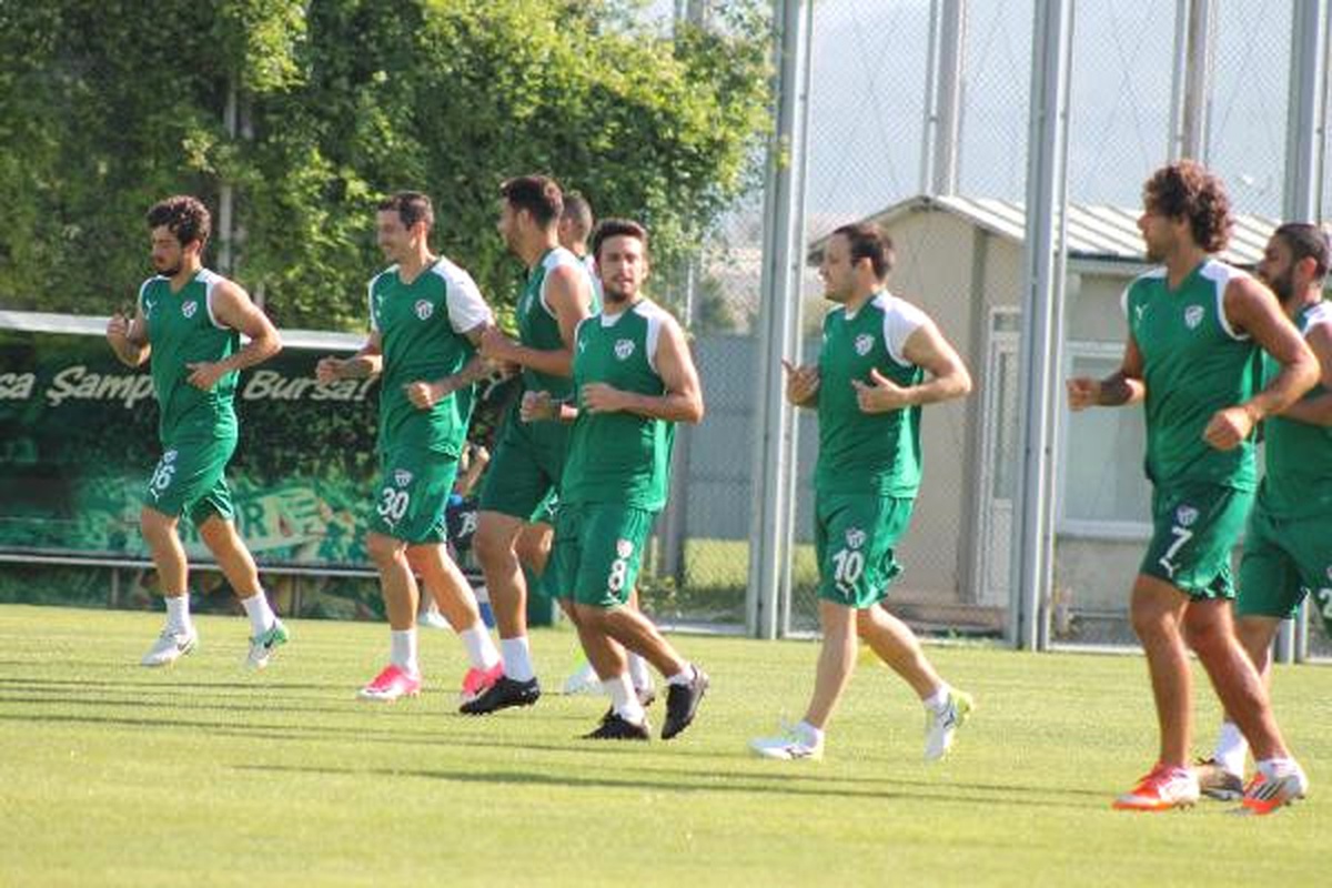Bursaspor İlk Kez Tam Kadro Çalıştı