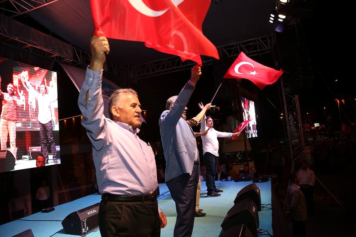 Büyükkılıç, "Demokrasi ve Özgürlükler Günü Kutlamasına Hazırız"