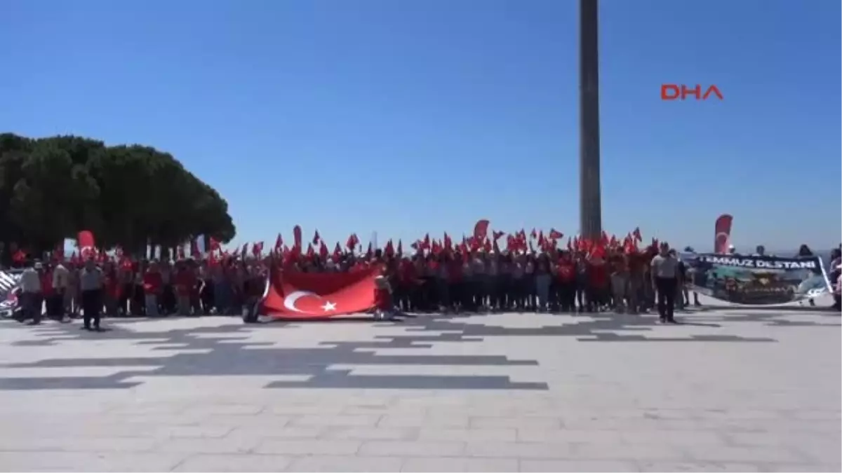 Çanakkale Şehitler Abidesi\'nde 15 Temmuz Şehitleri Için Anma