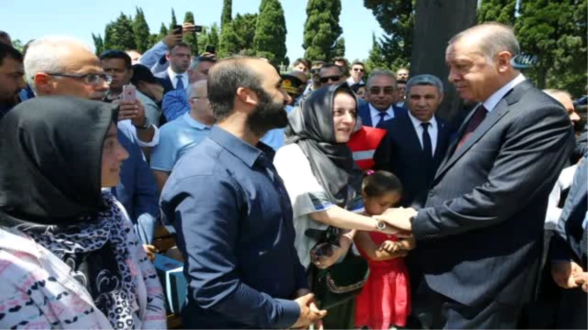 Cumhurbaşkanı Erdoğan, 15 Temmuz Şehitliği\'nde