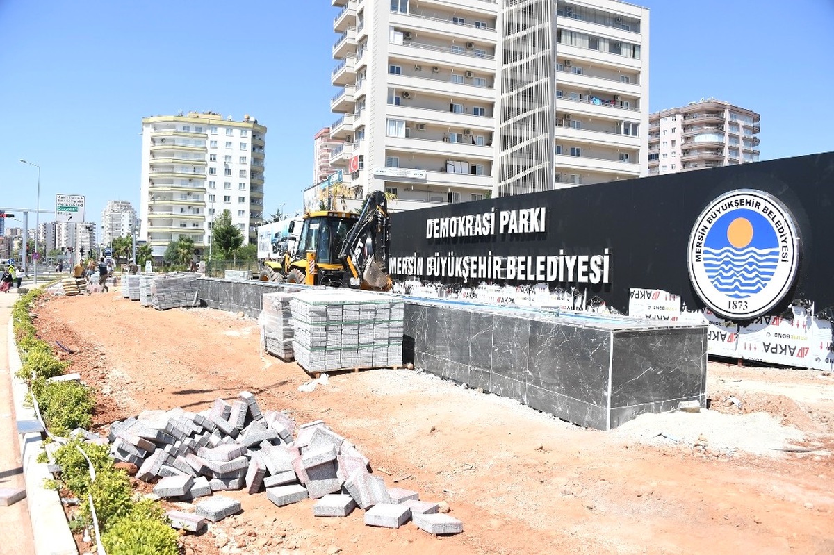 Demokrasi Kavşağı\'na Demokrasi Parkı Yapılıyor