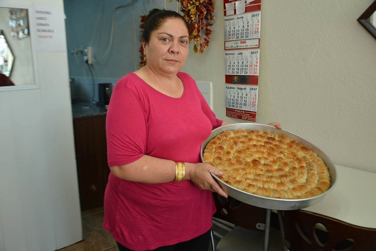 Depreme Dayanıklı, 70 Katlı Pekte Tatlı Ev Baklavası