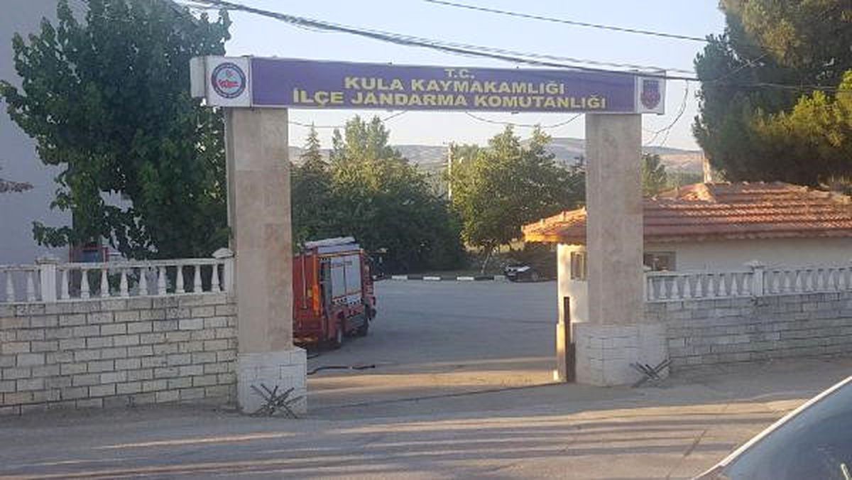 Dha Yurt: (Yeniden)cinnet Getiren Asker Koğuşu Taradı: 3 Asker Şehit, 3 Asker Yaralı (Ek)