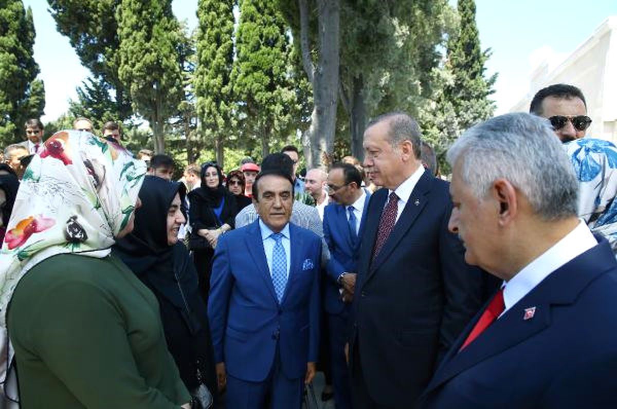Fotoğraflar // Cumhurbaşkanı Erdoğan ve Başbakan Yıldırım 15 Temmuz Şehitliği\'ni Ziyaret Etti