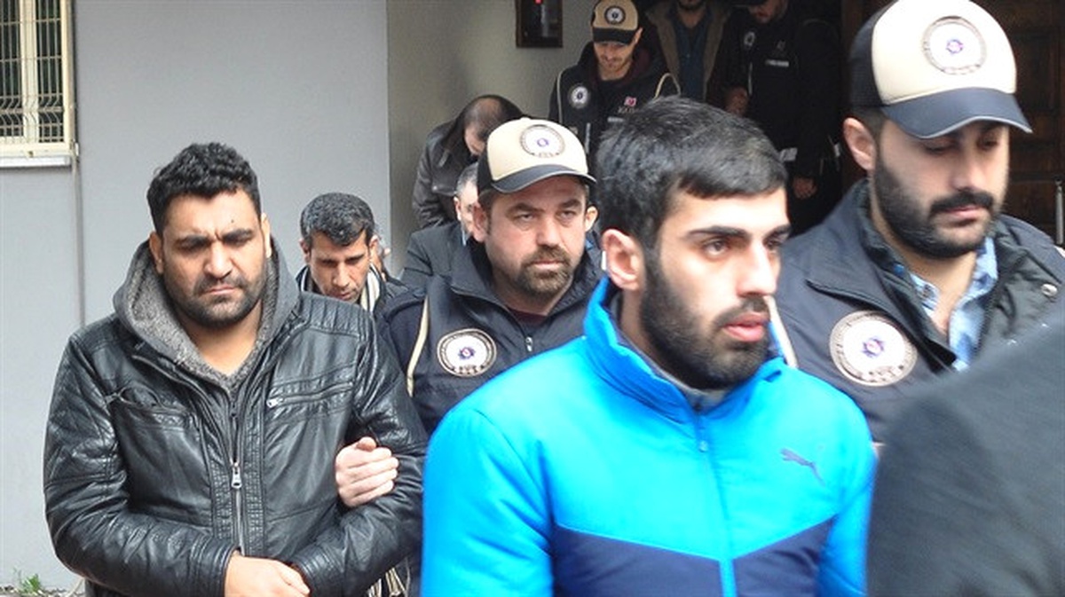 Göçmen Kaçakçılığı Zanlısı 10 Kişi Adliyede
