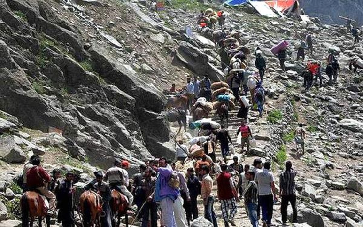 Hindu Hacıları Taşıyan Otobüse Silahlı Saldırı: 7 Ölü,19 Yaralı