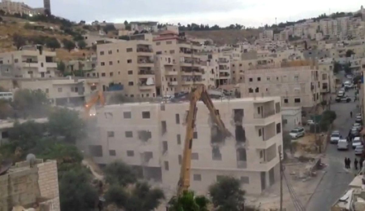 Israil Işgal Güçleri Kudüs\'te Yıkıma Devam Ediyor