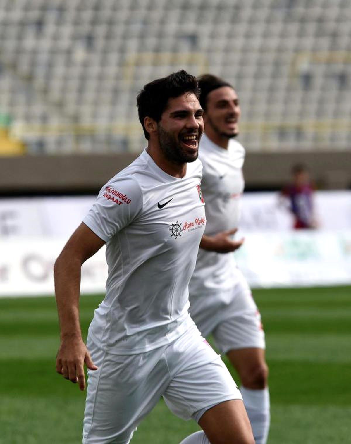 Karşıyaka\'da Cenk\'e Yeni Teklif