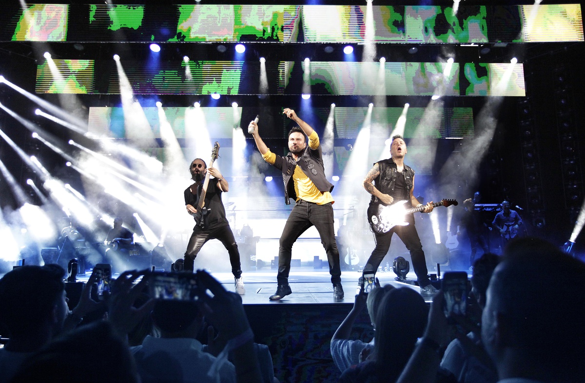 Megastar Tarkan, Açıkhava Maratonunu Tamamladı