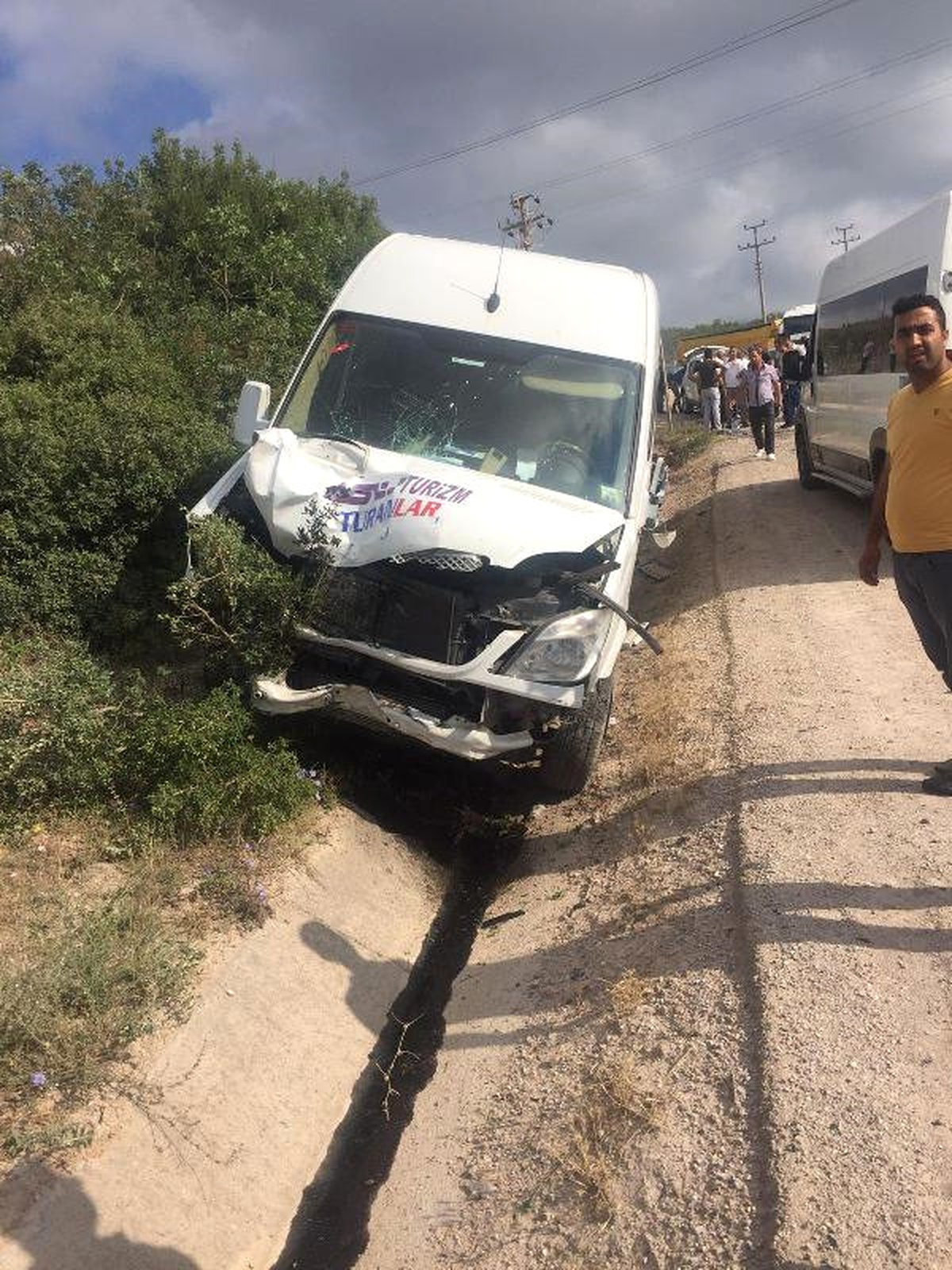 Minibüsle Çarpışan Motosikletin Sürücüsü Öldü