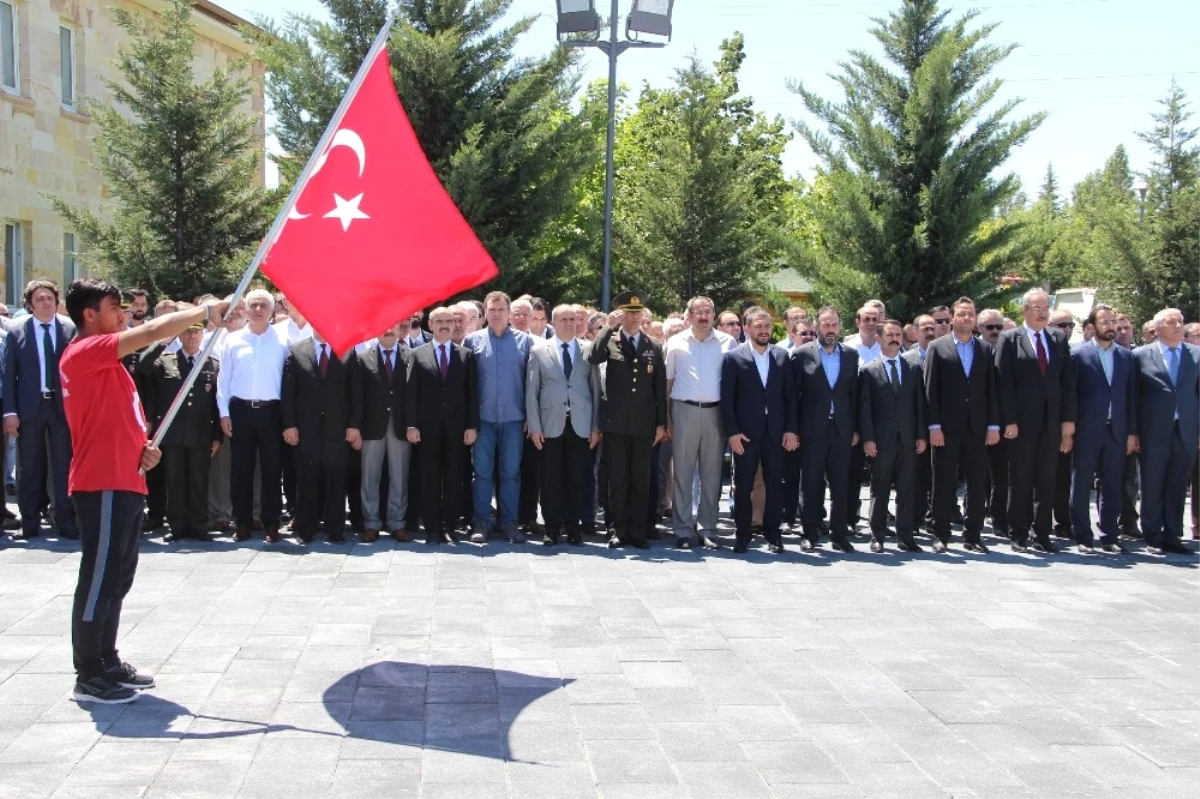 Nevşehir\'de 15 Temmuz Anma Programı Başladı