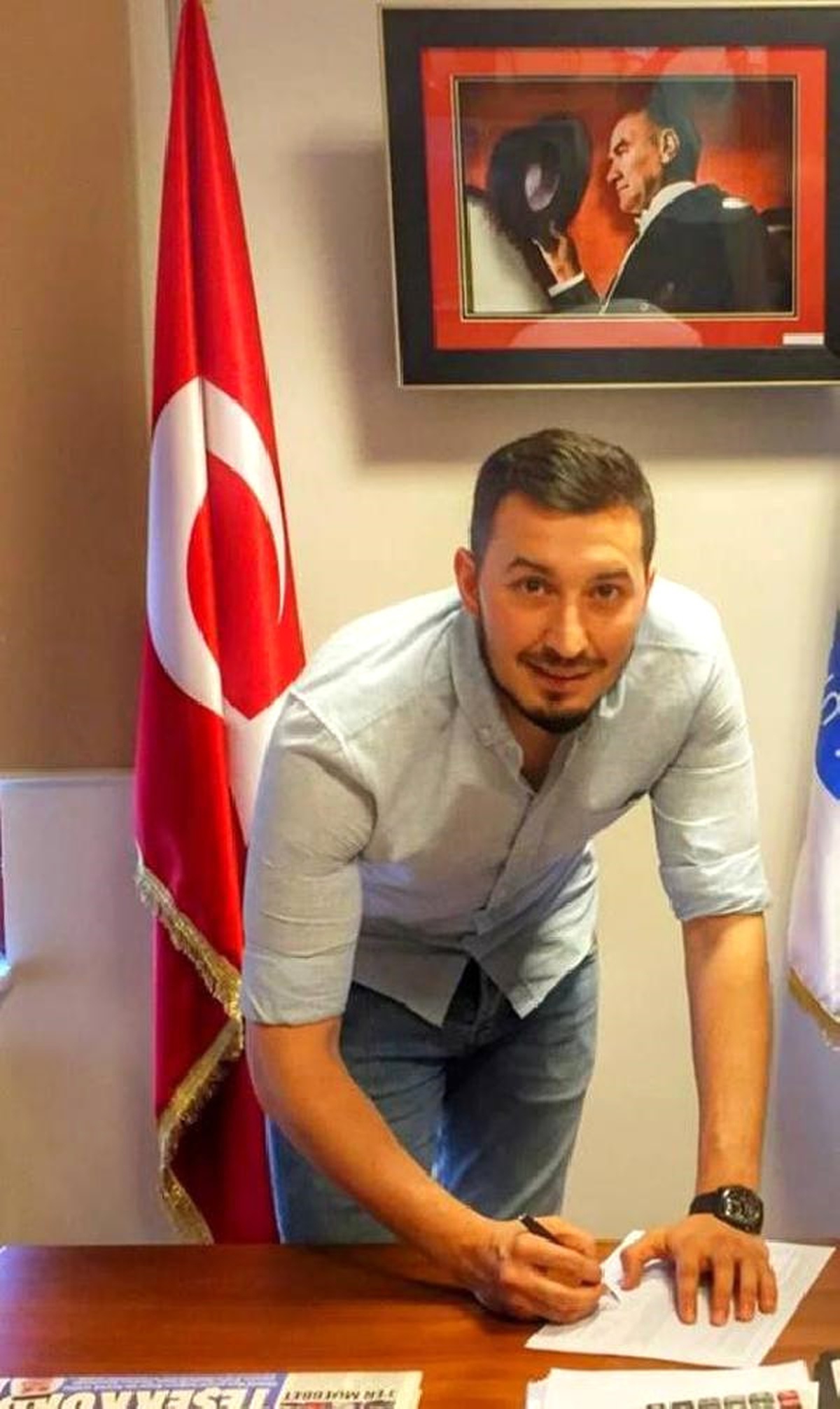 Nilüfer Belediyespor Serdar\'la Sözleşme Yeniledi