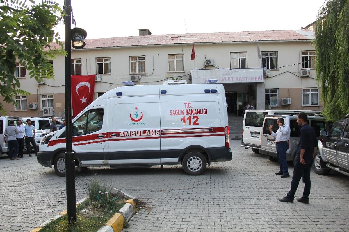 Şemdinli\'de Trafik Kazası: 1 Ölü
