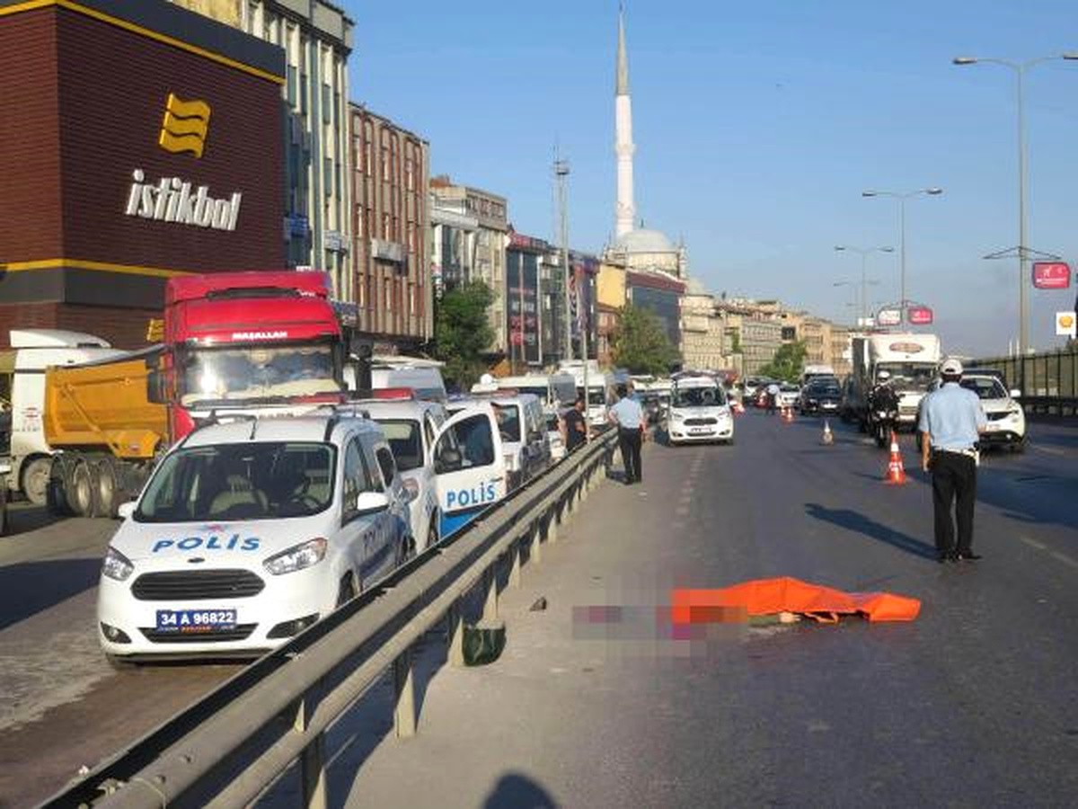 Şile Yolunda Kaza; Yolun Karşısına Geçmeye Çalışan Kadın Öldü, Sürücü Kaçtı
