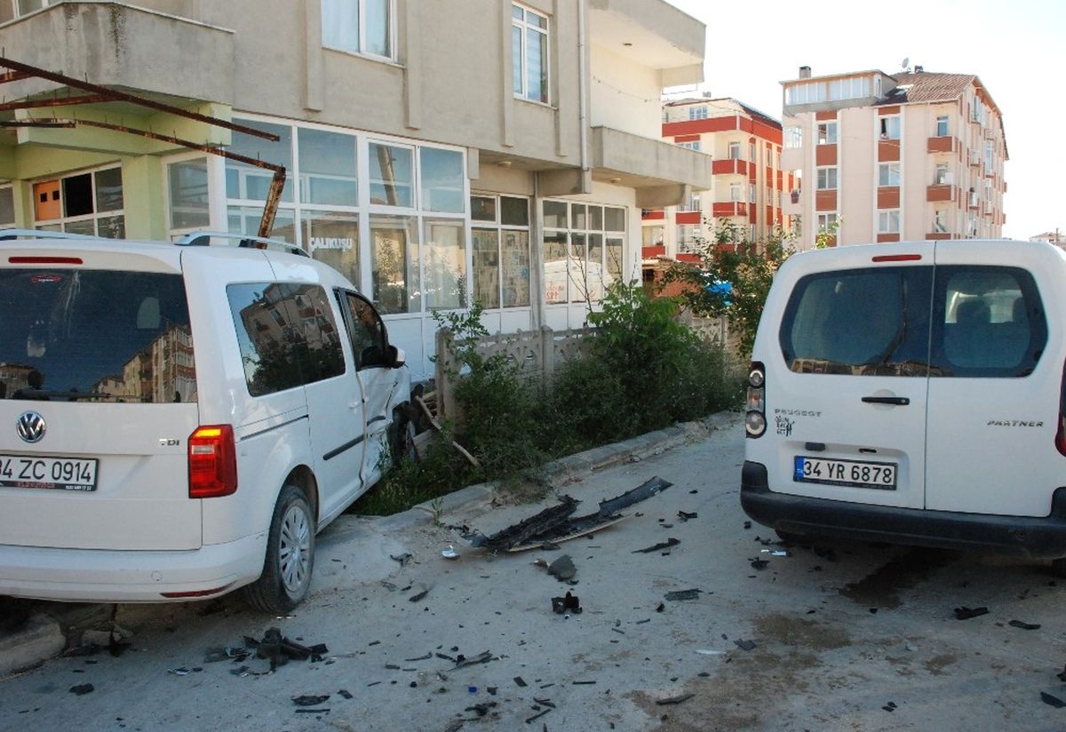 Tekirdağ\'da Trafik Kazası: 3 Yaralı