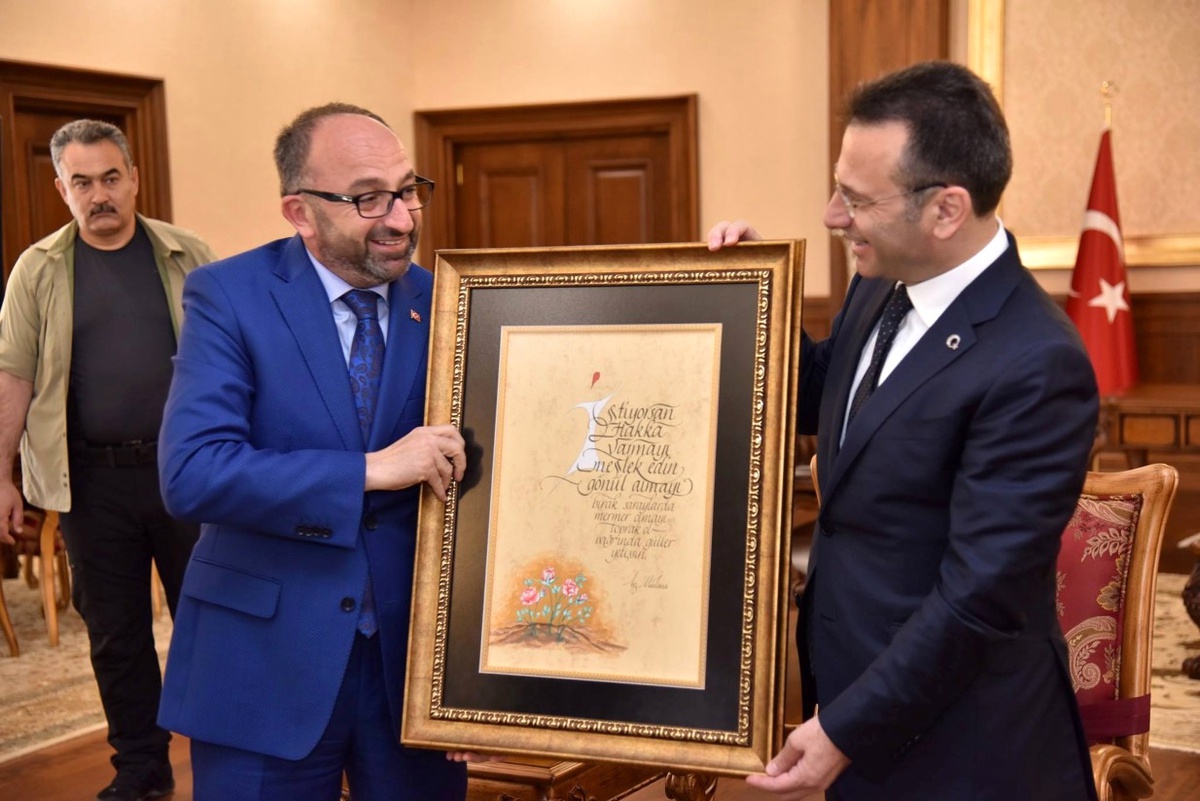 Üzülmez\'den Vali Aksoy\'a Ziyaret