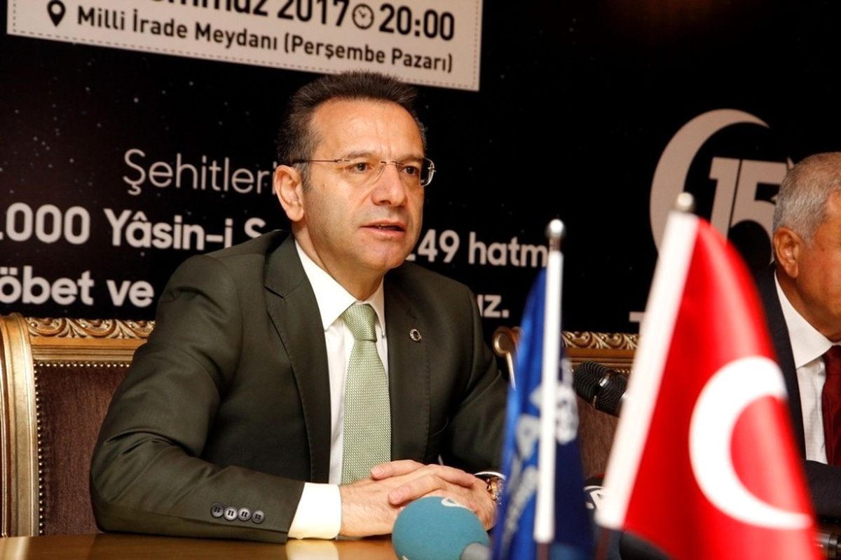 Vali Aksoy, "15 Temmuz Gecesi Halk Cumhurbaşkanımızın Çağrısı ile Sokaklara İnerek Demokrasiye...