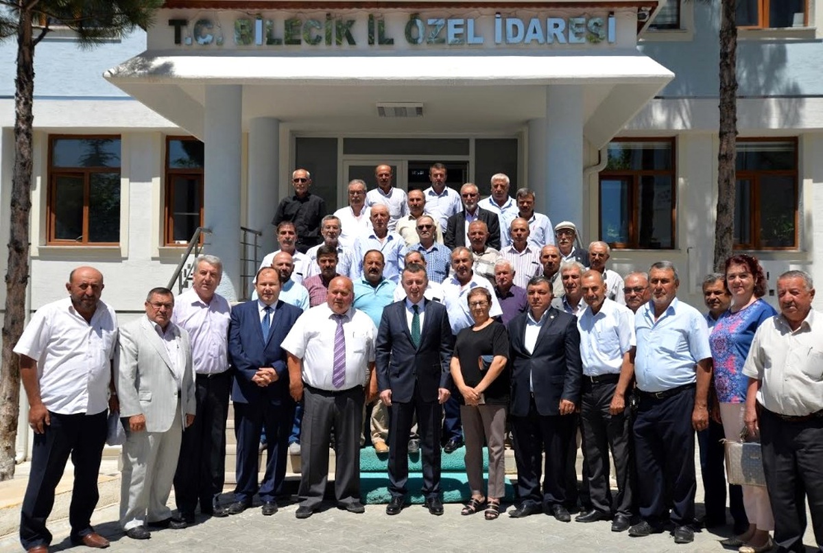 Vali Büyükakın Muhtarlarla Buluştu