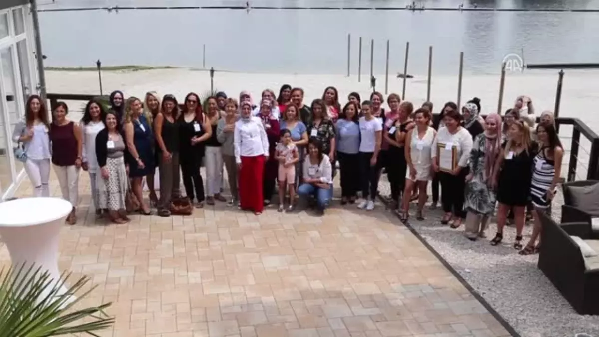 Almanya\'da Yaşayan Türk Akademisyen ve Iş Kadınları Bir Araya Geldi