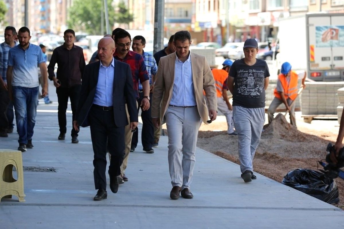 Başkan Çolakbayrakdar \'116 Mahallede Değişim ve Dönüşüm Çalışması Sürüyor"