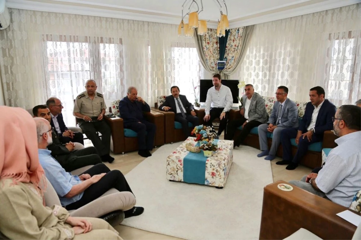 Başkan Toçoğlu, 15 Temmuz Gazilerini Ziyaret Etti