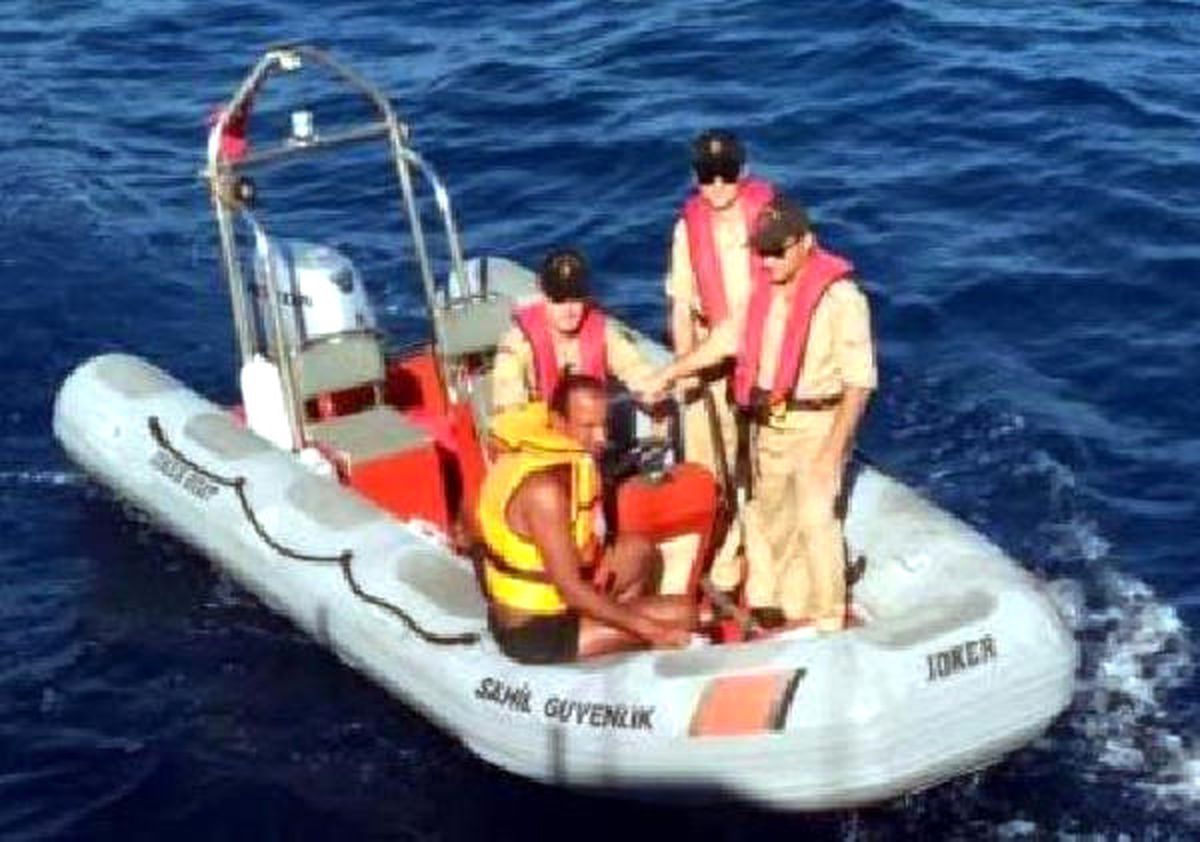 Bodrum\'dan Yüzerek Kos\'a Geçmeye Çalıştı