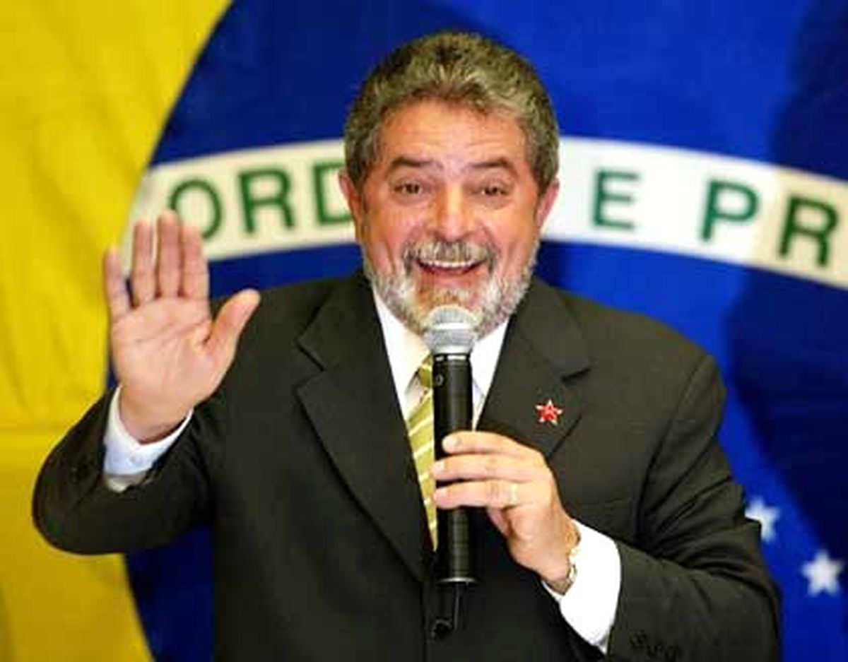 Brezilya Eski Devlet Başkanı Lula da Silva\'ya Hapis Cezası