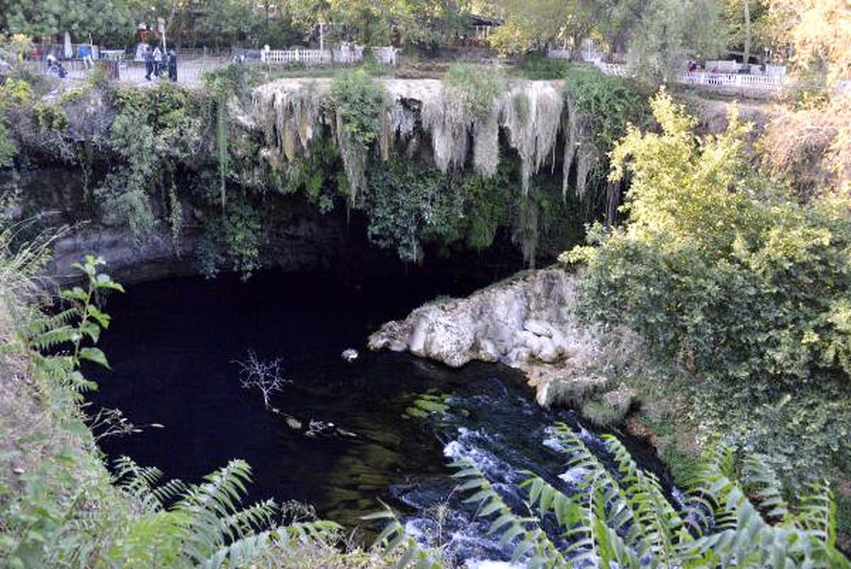 Düden Şelalesi Susuz Kaldı