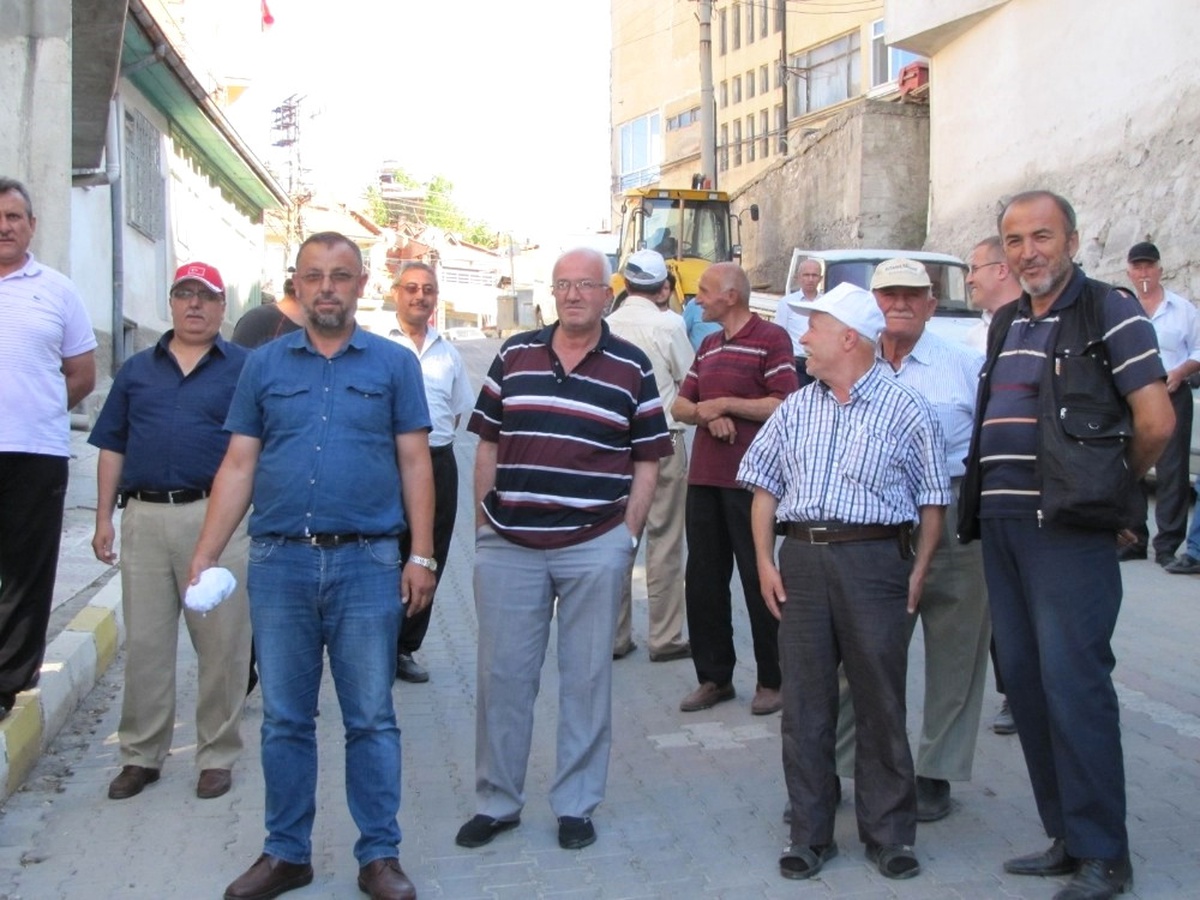 Düğünlerde \'Karşı Topu\' Atma Geleneği