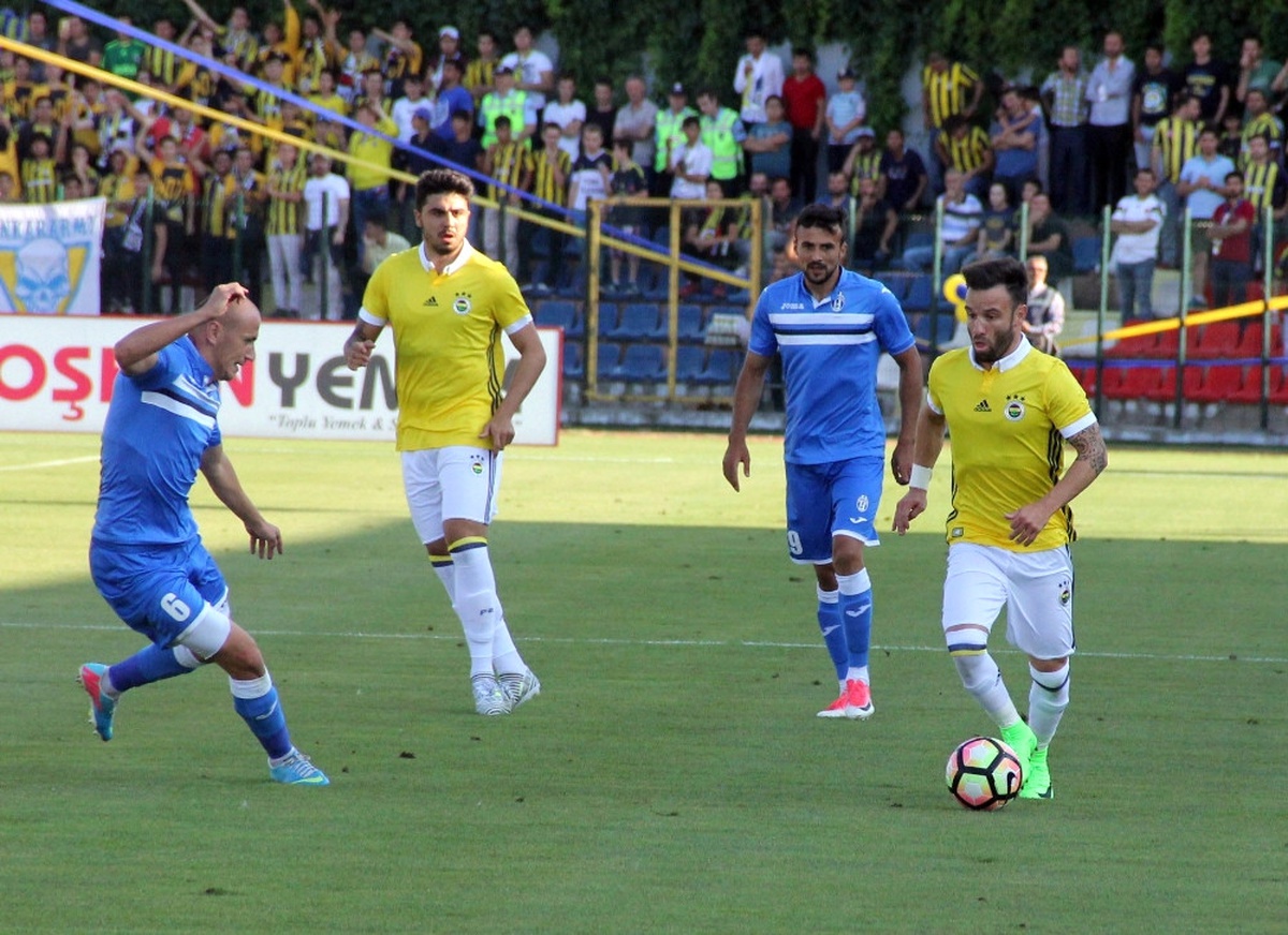 Düzcespor\'a Fenerbahçe Kıyağı