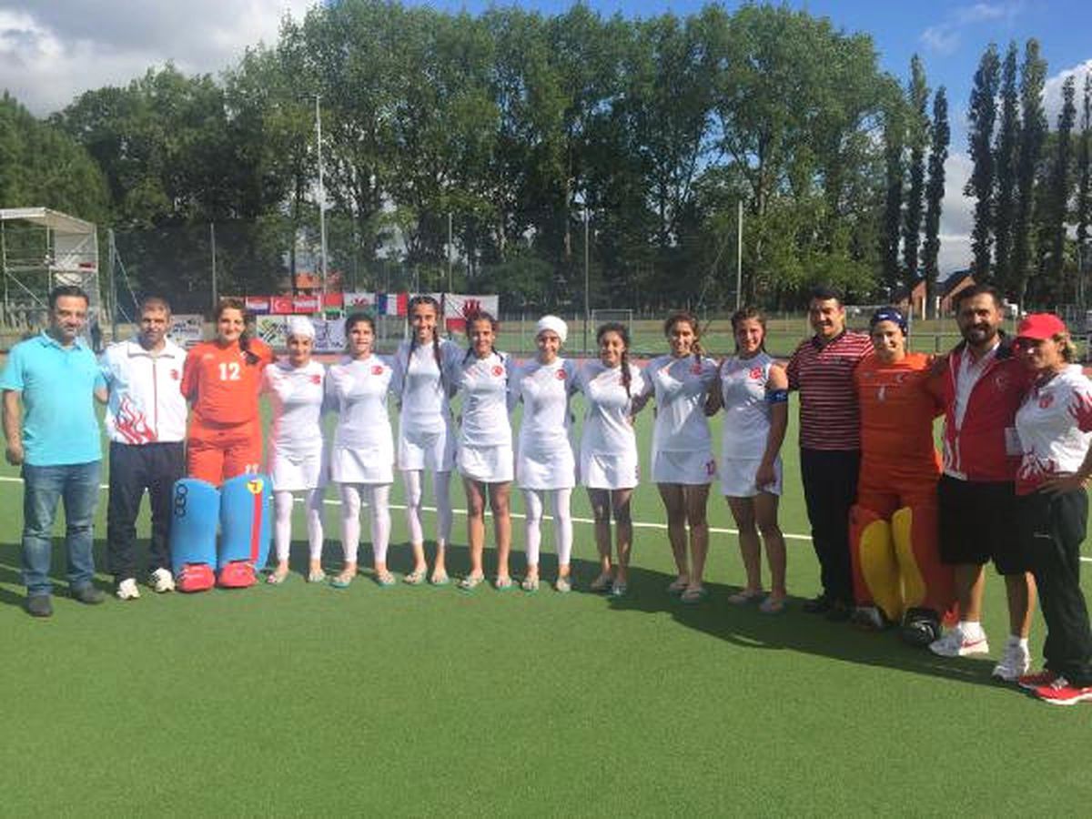 Hokeyciler Olimpiyat İçin İlk Adımı Attı