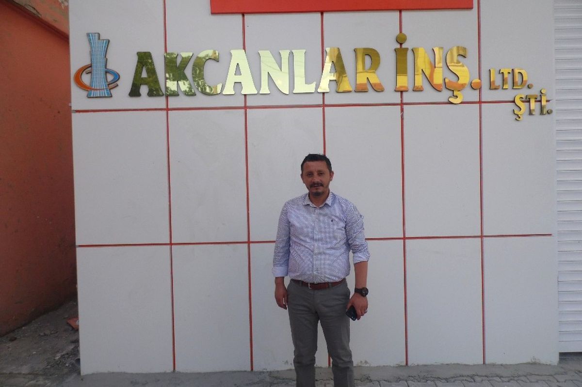 İş Adamı Akcan\'dan Konut Alacaklara Uyarı