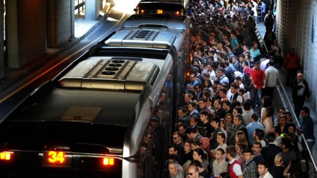 İstanbul\'da 15 ve 16 Temmuz\'da Toplu Ulaşım Ücretsiz