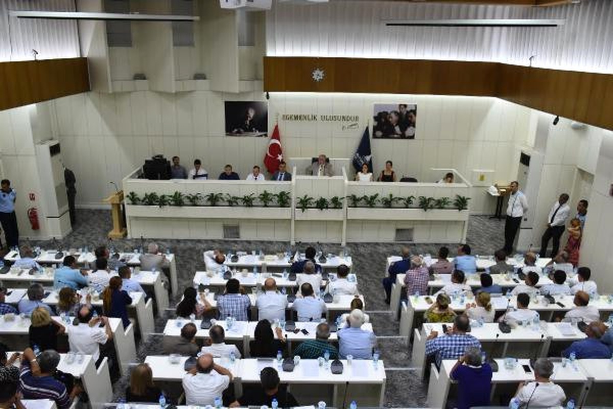 İzmir\'de 15 Temmuz Etkinliklerine Katılacaklara Ulaşım Ücretsiz