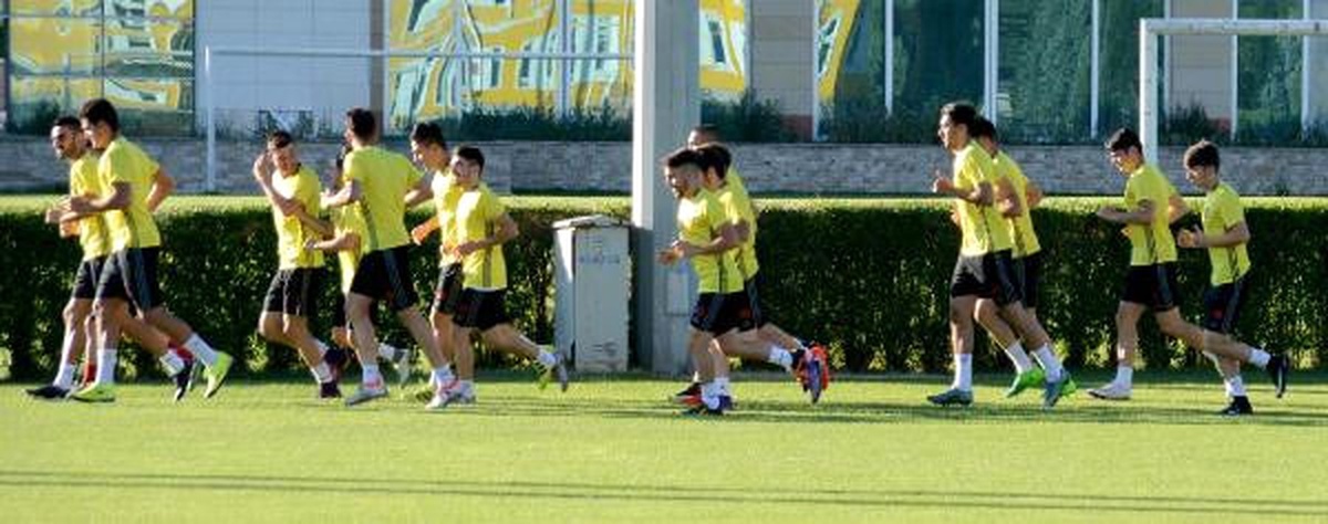 Kayserispor U21 Takımı A Takım Tesislerinde Çalışıyor