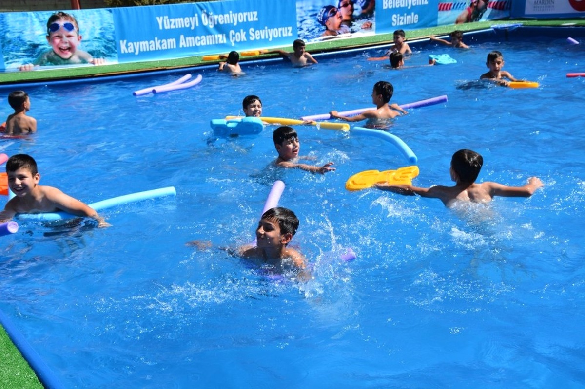 Kızıltepe\'de \'Yüzme Bilmeyen Çocuk Kalmasın\' Projesi