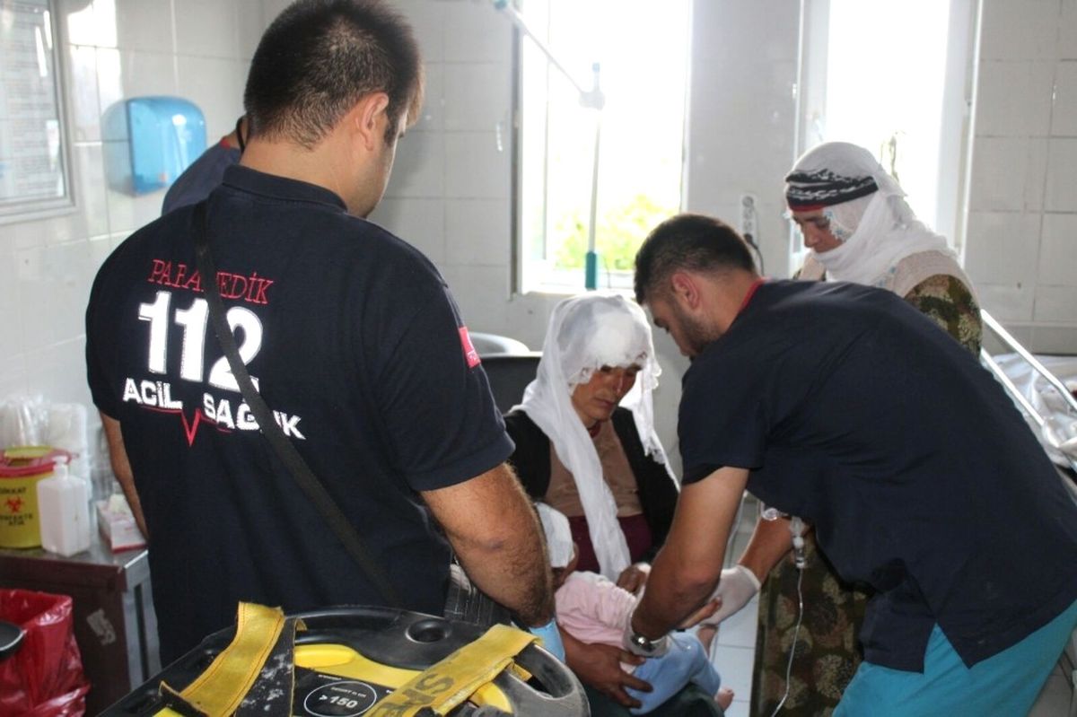 Minibüs Takla Attı: 2 Ölü, 4 Yaralı